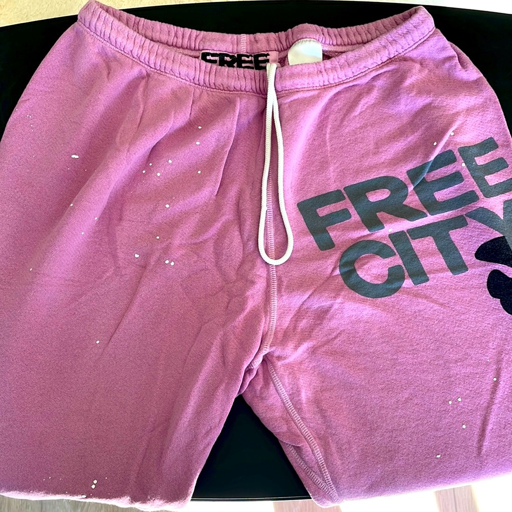 FREECITY PINK SPLATTER PAINT SWEATPANTS XL